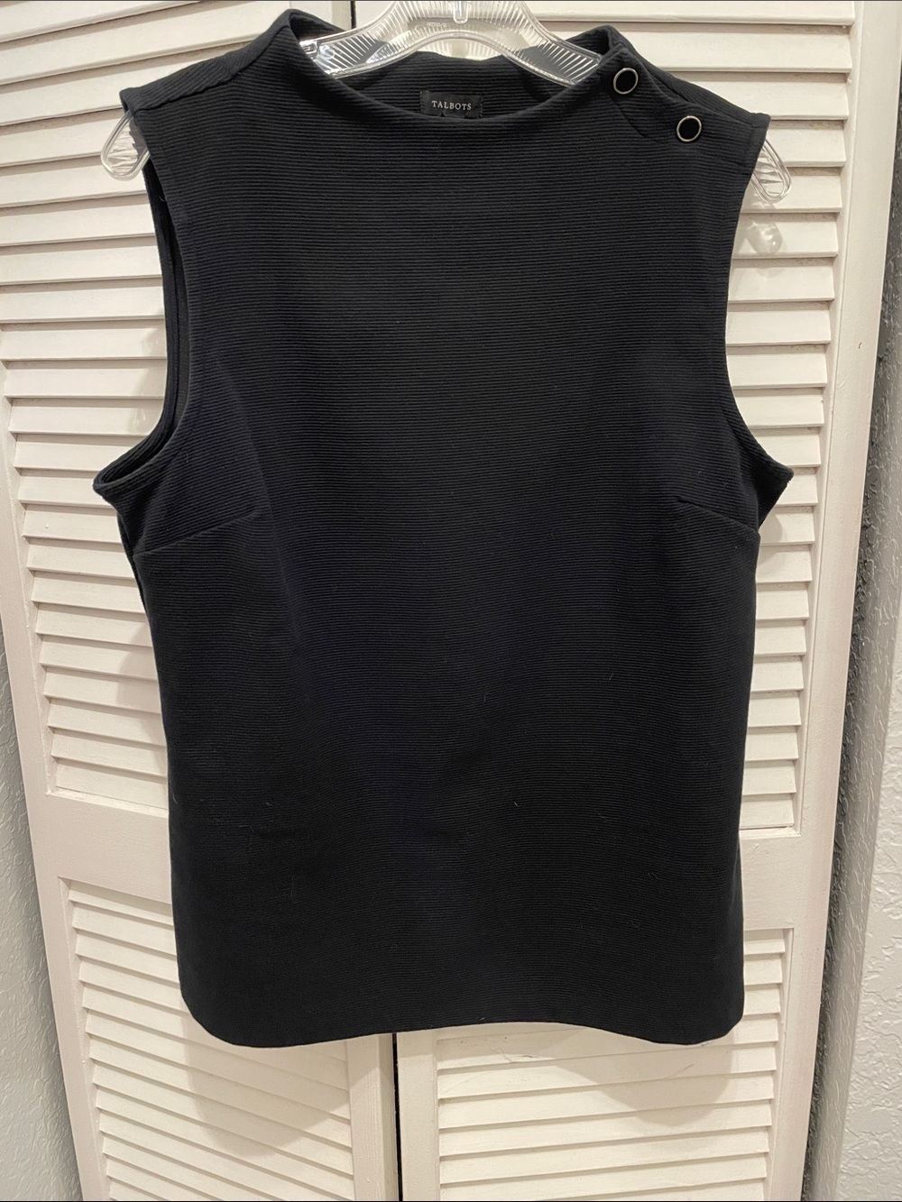 Talbots Black Sleeveless Ribbed Shell with Shoulder Grommet Detail